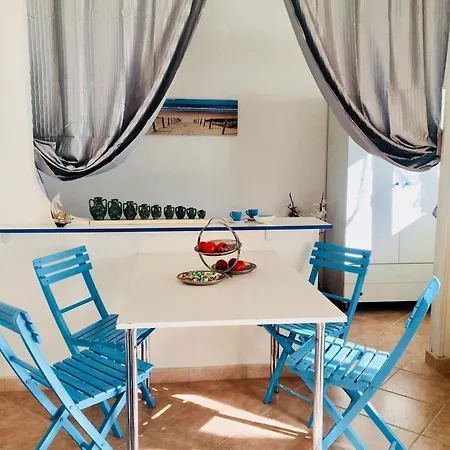 Nicole - Np Dom wakacyjny *